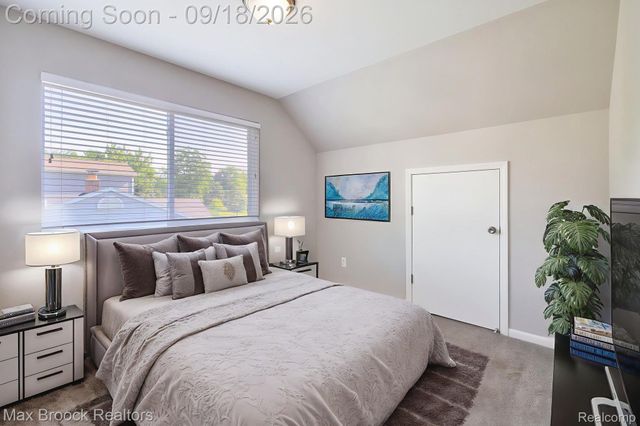 1080 Oregon Boulevard, Waterford Charter Township, MI 48327