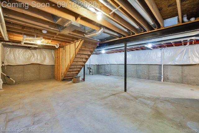 1080 Oregon Boulevard, Waterford Charter Township, MI 48327
