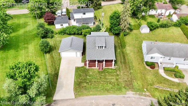 1080 Oregon Boulevard, Waterford Charter Township, MI 48327