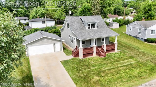 1080 Oregon Boulevard, Waterford Charter Township, MI 48327