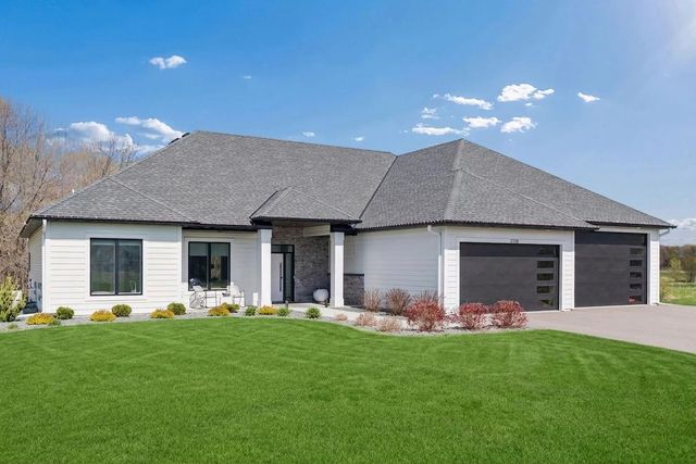 2228 154th Avenue NE, Ham Lake, MN 55304