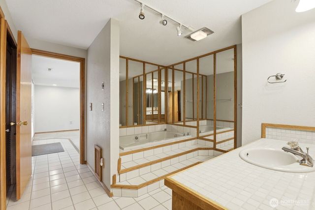 119 N 46th Avenue, Yakima, WA 98908