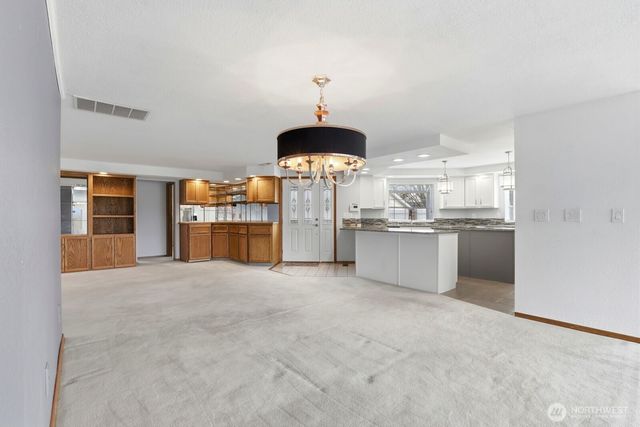 119 N 46th Avenue, Yakima, WA 98908