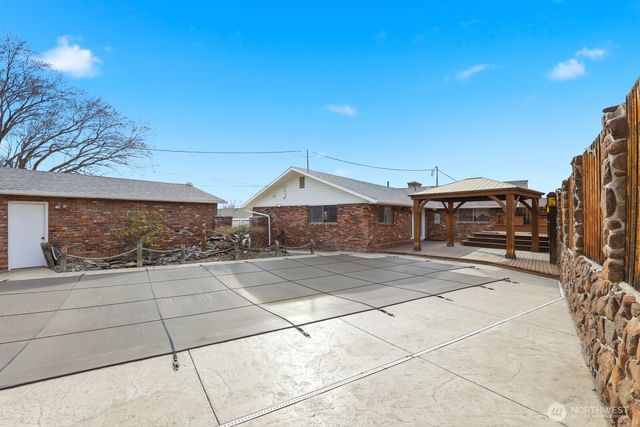 119 N 46th Avenue, Yakima, WA 98908