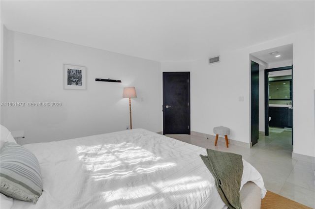 2780 NE 183rd St 1414, Aventura, FL 33160