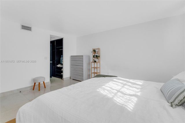 2780 NE 183rd St 1414, Aventura, FL 33160