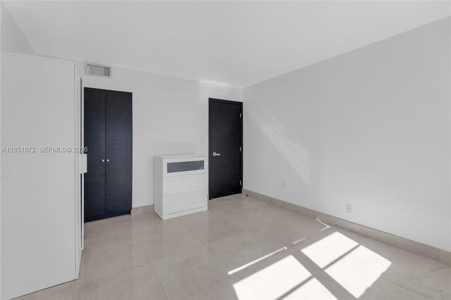 2780 NE 183rd St 1414, Aventura, FL 33160