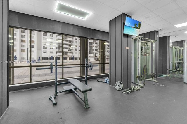 2780 NE 183rd St 1414, Aventura, FL 33160