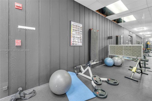 2780 NE 183rd St 1414, Aventura, FL 33160