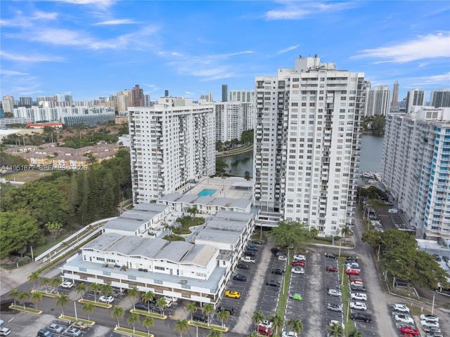 2780 NE 183rd St 1414, Aventura, FL 33160