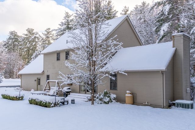 111 Aldrich St, Belchertown, MA 01007