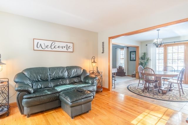 111 Aldrich St, Belchertown, MA 01007