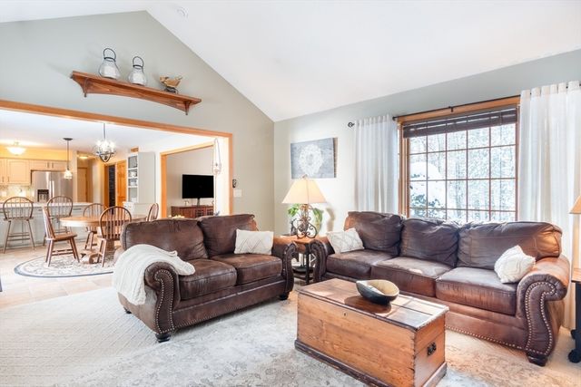 111 Aldrich St, Belchertown, MA 01007