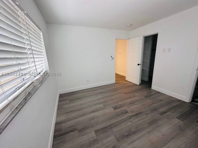 2036 NE 26th St 2, Wilton Manors, FL 33305