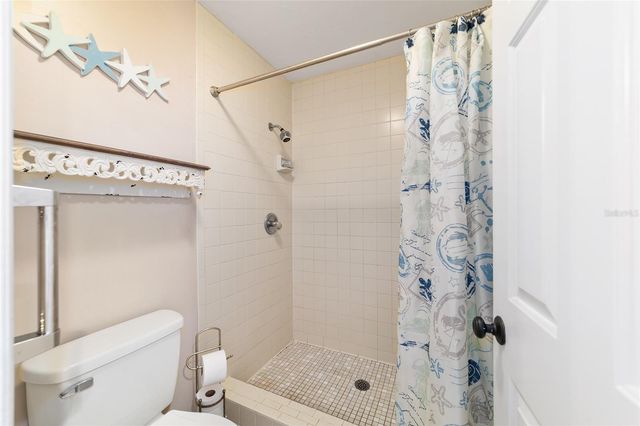 1703 NE 38TH AVENUE, Ocala, FL 34470