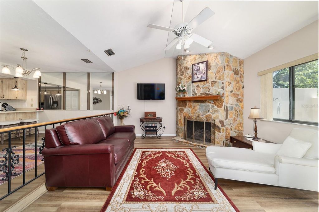 Image 12 of property listing at 1703 NE 38TH AVENUE, Ocala, FL 34470