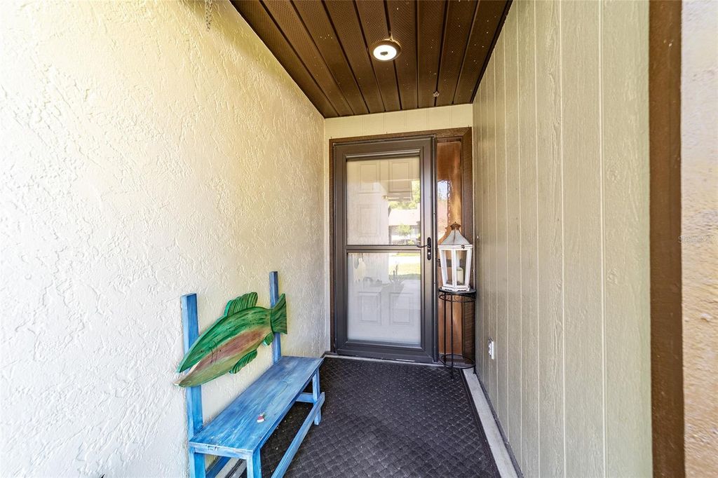 Image 3 of property listing at 1703 NE 38TH AVENUE, Ocala, FL 34470