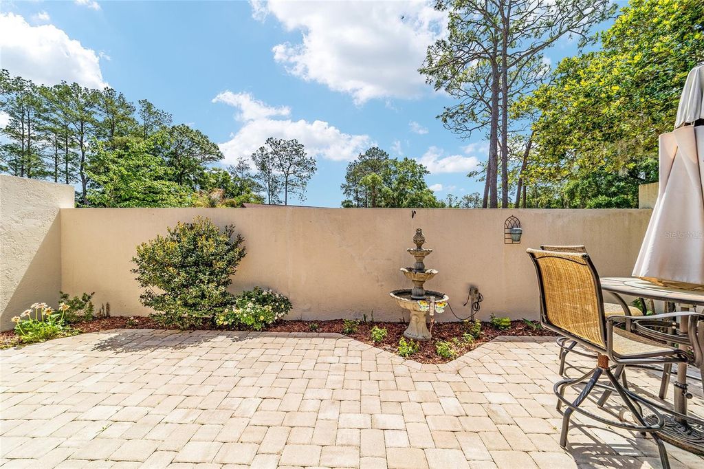 Image 35 of property listing at 1703 NE 38TH AVENUE, Ocala, FL 34470