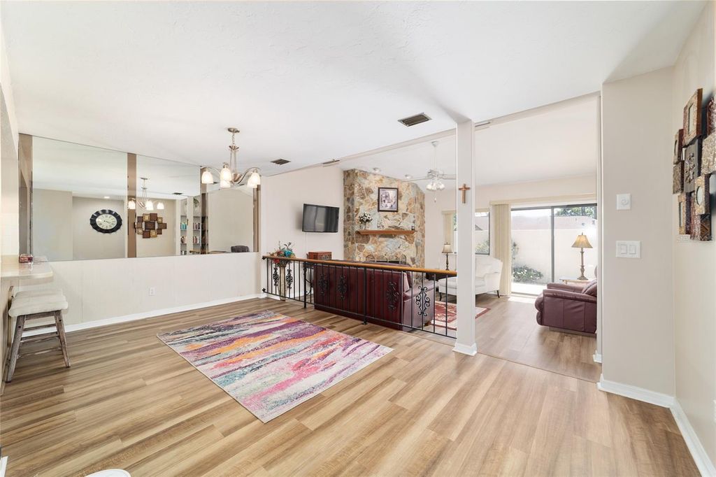 Image 6 of property listing at 1703 NE 38TH AVENUE, Ocala, FL 34470