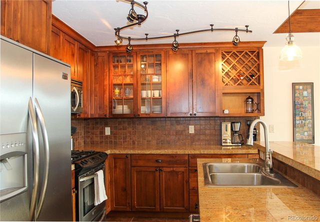 39 Cozens Pointe Circle B202, Fraser, CO 80442