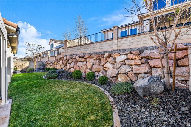 845 W FIRELIGHT DR, St. George, UT 84790