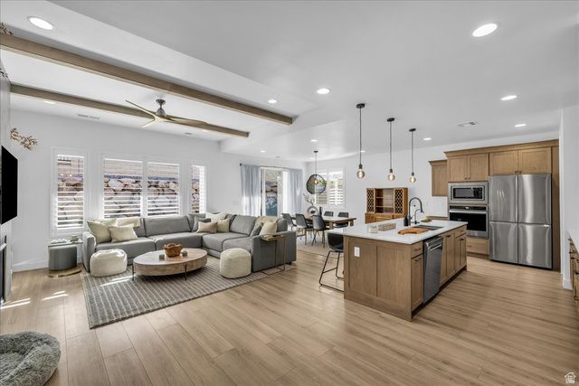 845 W FIRELIGHT DR, St. George, UT 84790