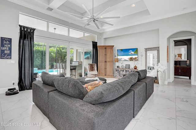 461 Jacqueline Way SW, Vero Beach, FL 32968