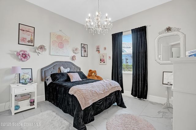 461 Jacqueline Way SW, Vero Beach, FL 32968