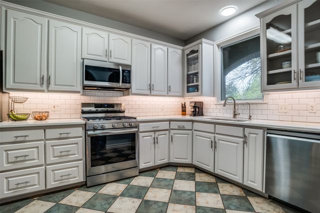 305 Cedar Hill Circle, Lowry Crossing, TX 75407