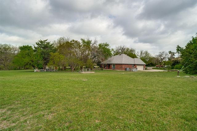 305 Cedar Hill Circle, Lowry Crossing, TX 75407