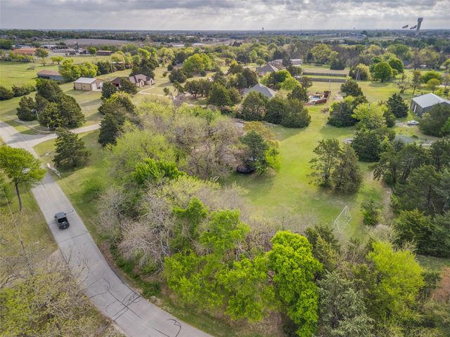 305 Cedar Hill Circle, Lowry Crossing, TX 75407