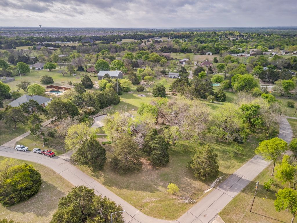 305 Cedar Hill Circle, Lowry Crossing, TX 75407