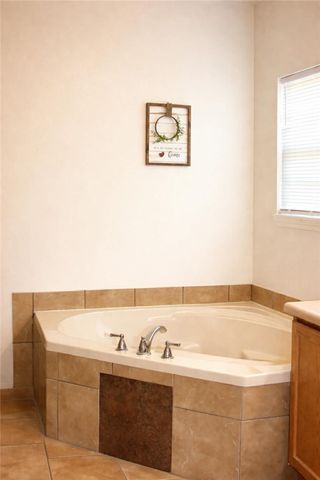 235 Private Road 2572, Lamar, AR 72846