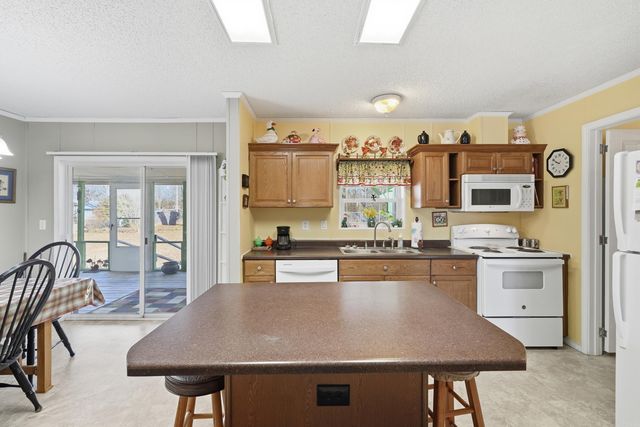 15 Crows Loop, Morrilton, AR 72110