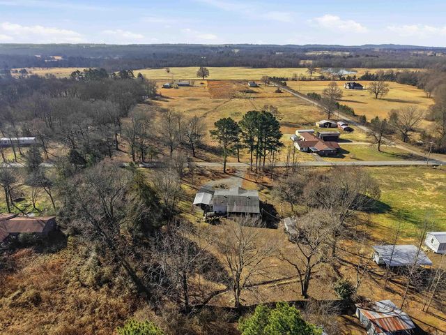 15 Crows Loop, Morrilton, AR 72110