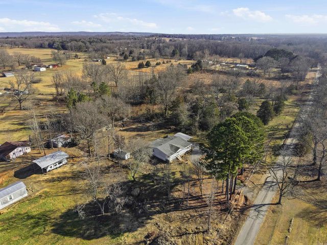 15 Crows Loop, Morrilton, AR 72110