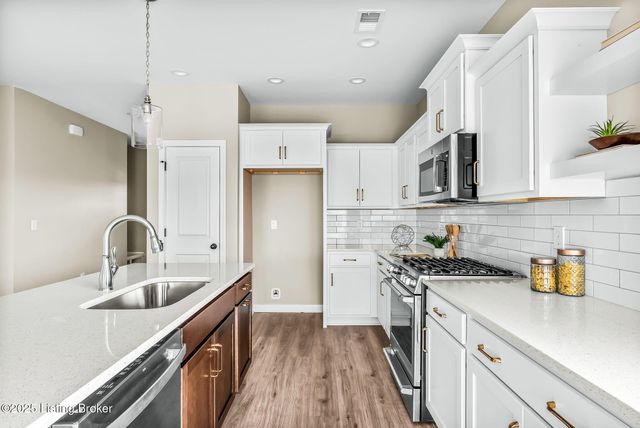 3700 Scarlet Oak Ln, La Grange, KY 40031