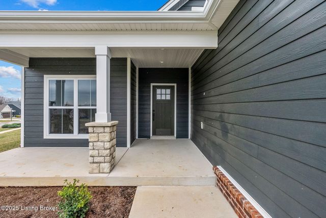 3700 Scarlet Oak Ln, La Grange, KY 40031