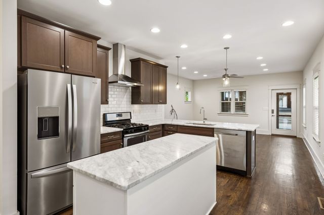 5200 Kentucky Ave, Nashville, TN 37209