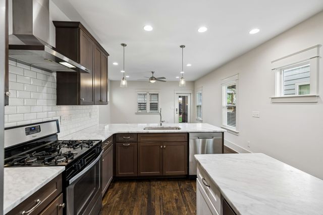 5200 Kentucky Ave, Nashville, TN 37209