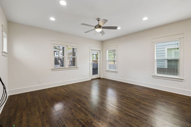 5200 Kentucky Ave, Nashville, TN 37209