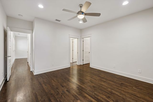 5200 Kentucky Ave, Nashville, TN 37209