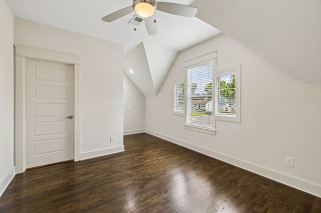 5200 Kentucky Ave, Nashville, TN 37209