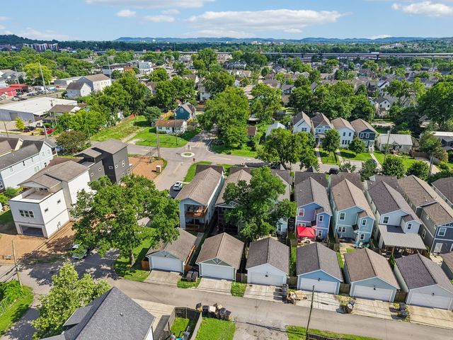 5200 Kentucky Ave, Nashville, TN 37209