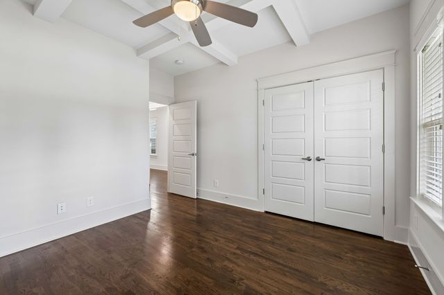 5200 Kentucky Ave, Nashville, TN 37209
