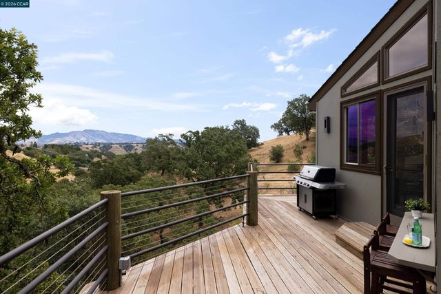 2 Leeward Glen, Lafayette, CA 94549