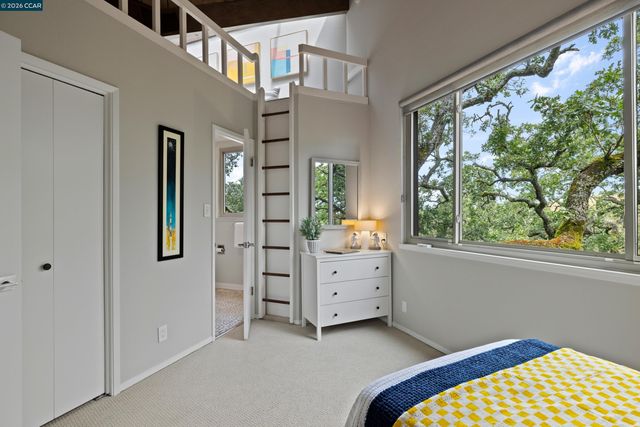 2 Leeward Glen, Lafayette, CA 94549