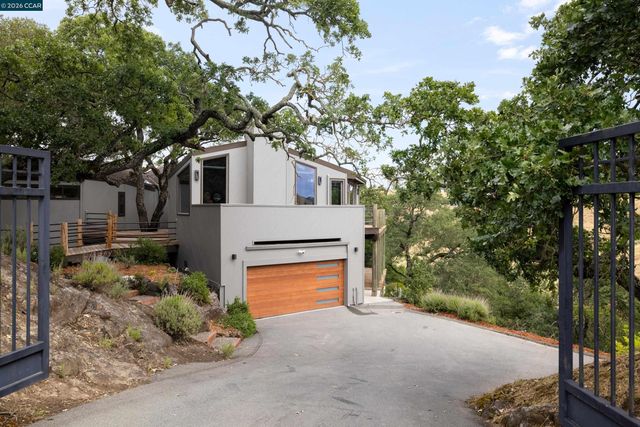 2 Leeward Glen, Lafayette, CA 94549