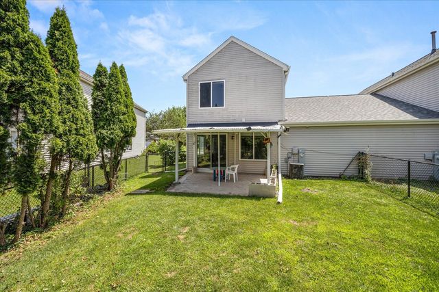 2447 Mayfield Drive, Montgomery, IL 60538