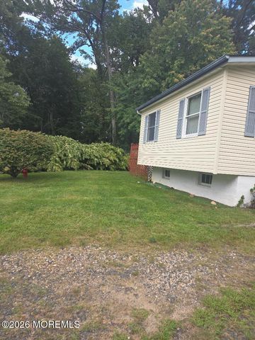 37 Euclid Avenue, Matawan, NJ 07747